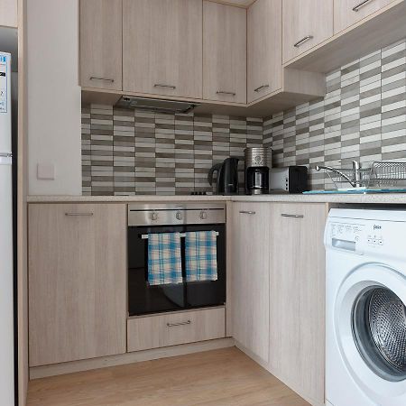 Pebble Beach Holiday Apartments Лімасол Екстер'єр фото