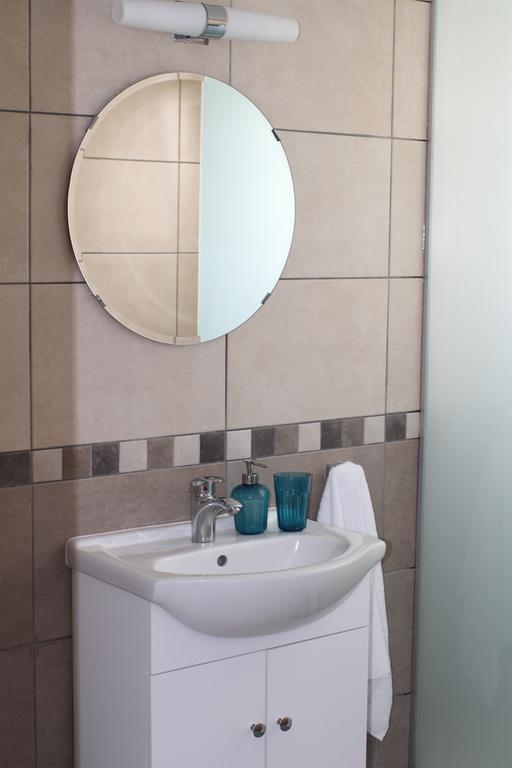 Pebble Beach Holiday Apartments Лімасол Екстер'єр фото