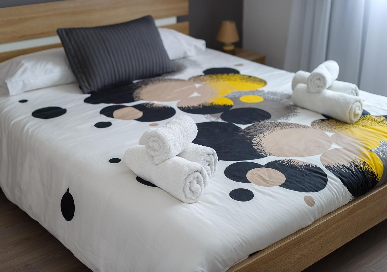 Pebble Beach Holiday Apartments Лімасол Екстер'єр фото