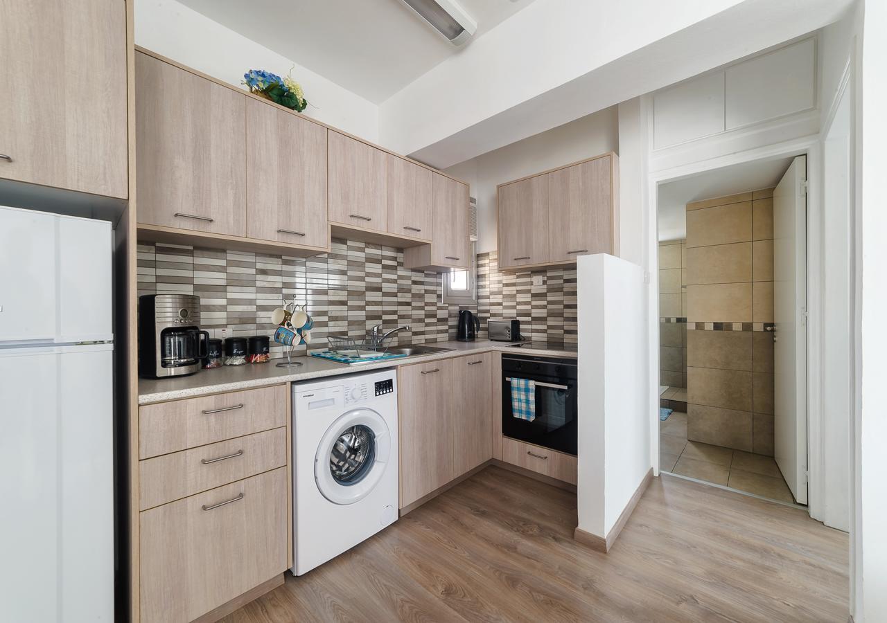 Pebble Beach Holiday Apartments Лімасол Екстер'єр фото