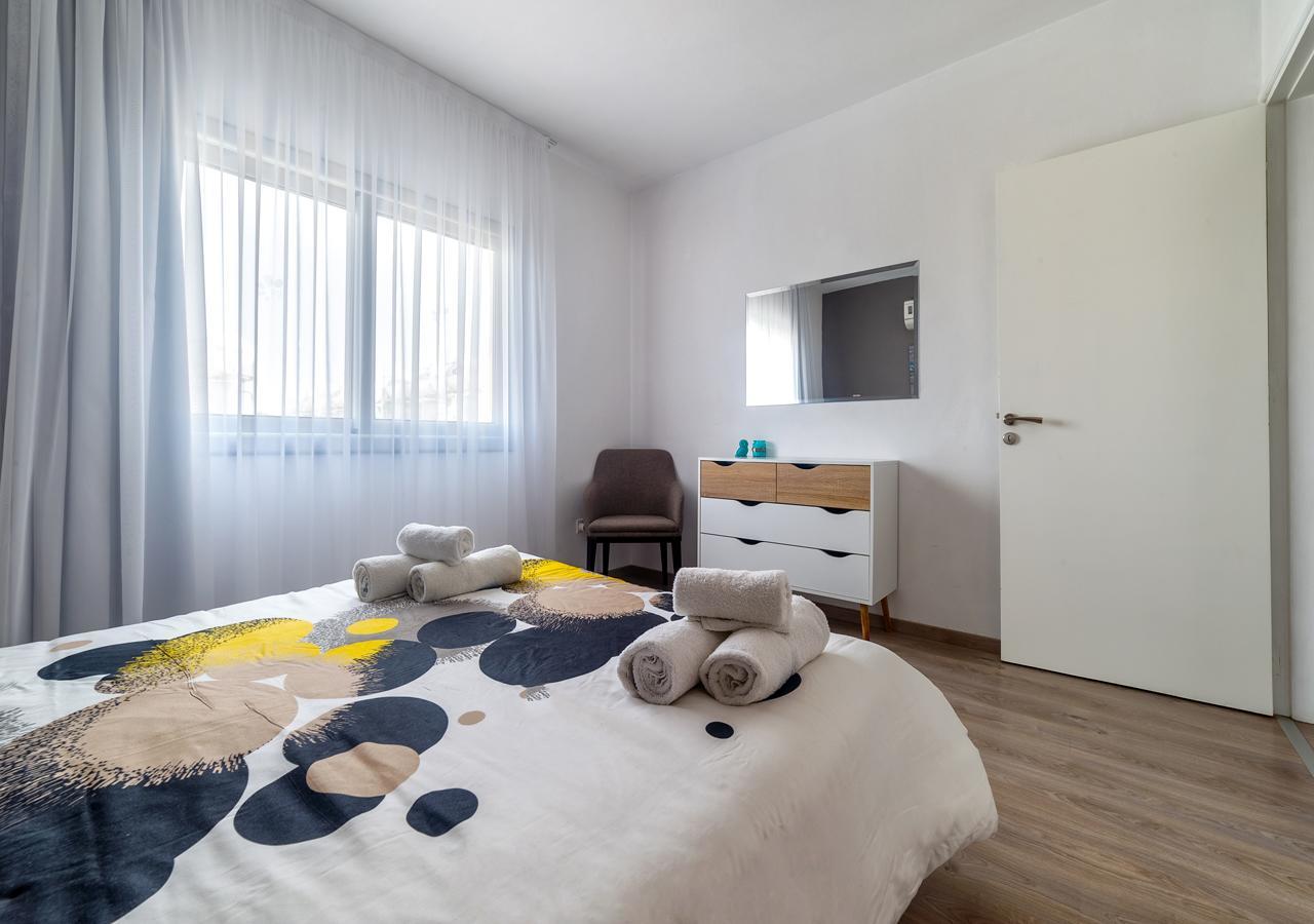 Pebble Beach Holiday Apartments Лімасол Екстер'єр фото
