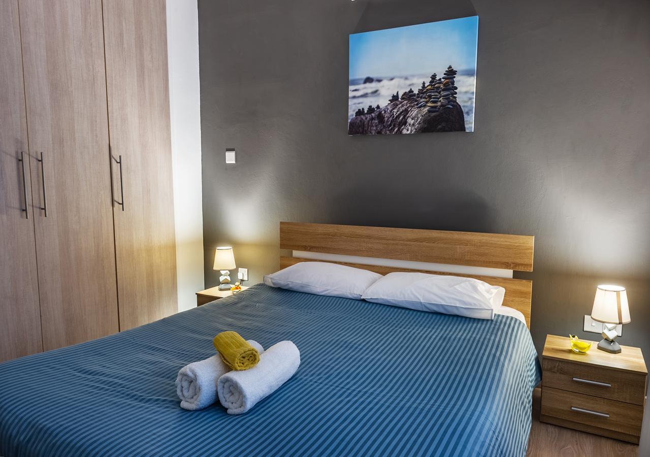 Pebble Beach Holiday Apartments Лімасол Екстер'єр фото