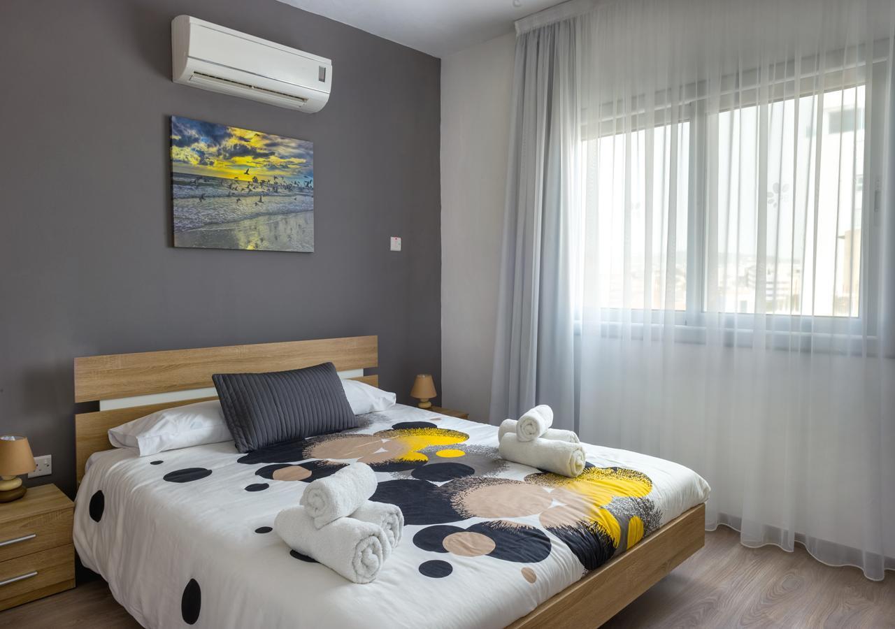 Pebble Beach Holiday Apartments Лімасол Екстер'єр фото