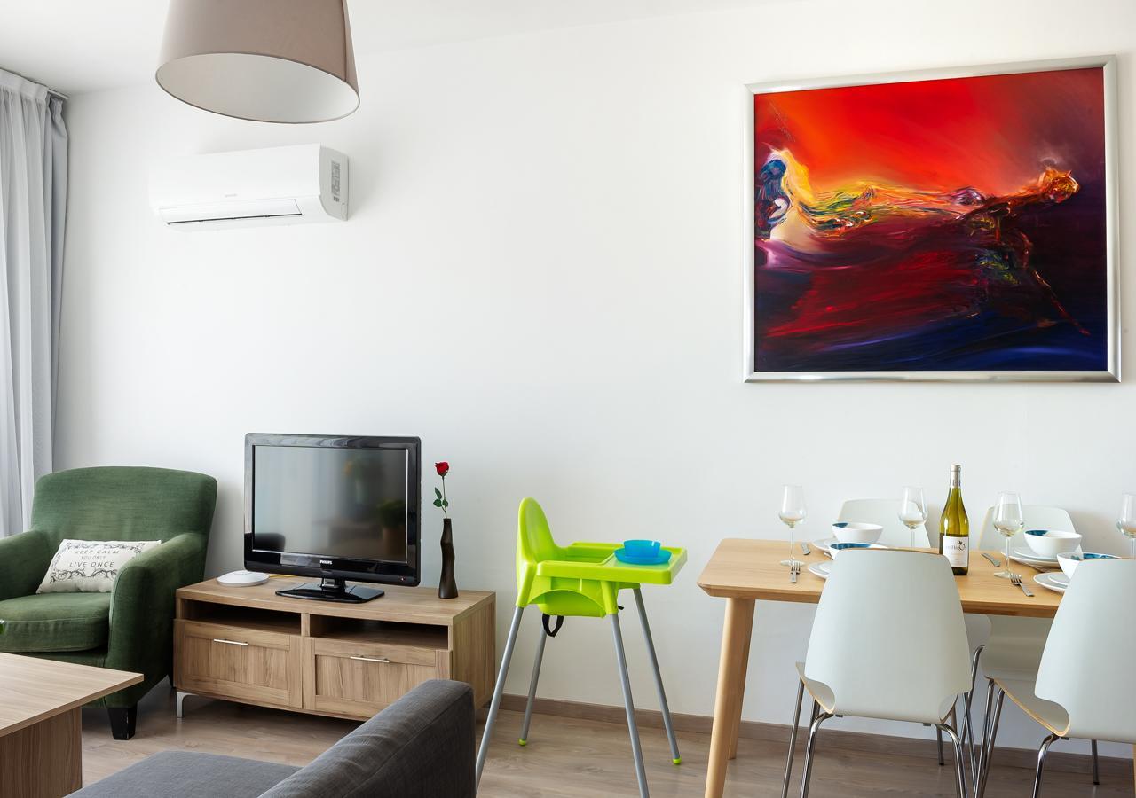 Pebble Beach Holiday Apartments Лімасол Екстер'єр фото